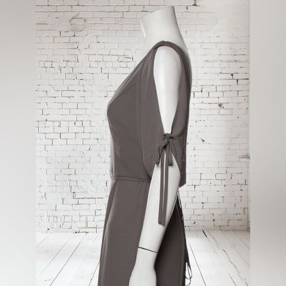 Vera Wang WHITE Gray Gown With Open Sleeves - Picture 4 of 7